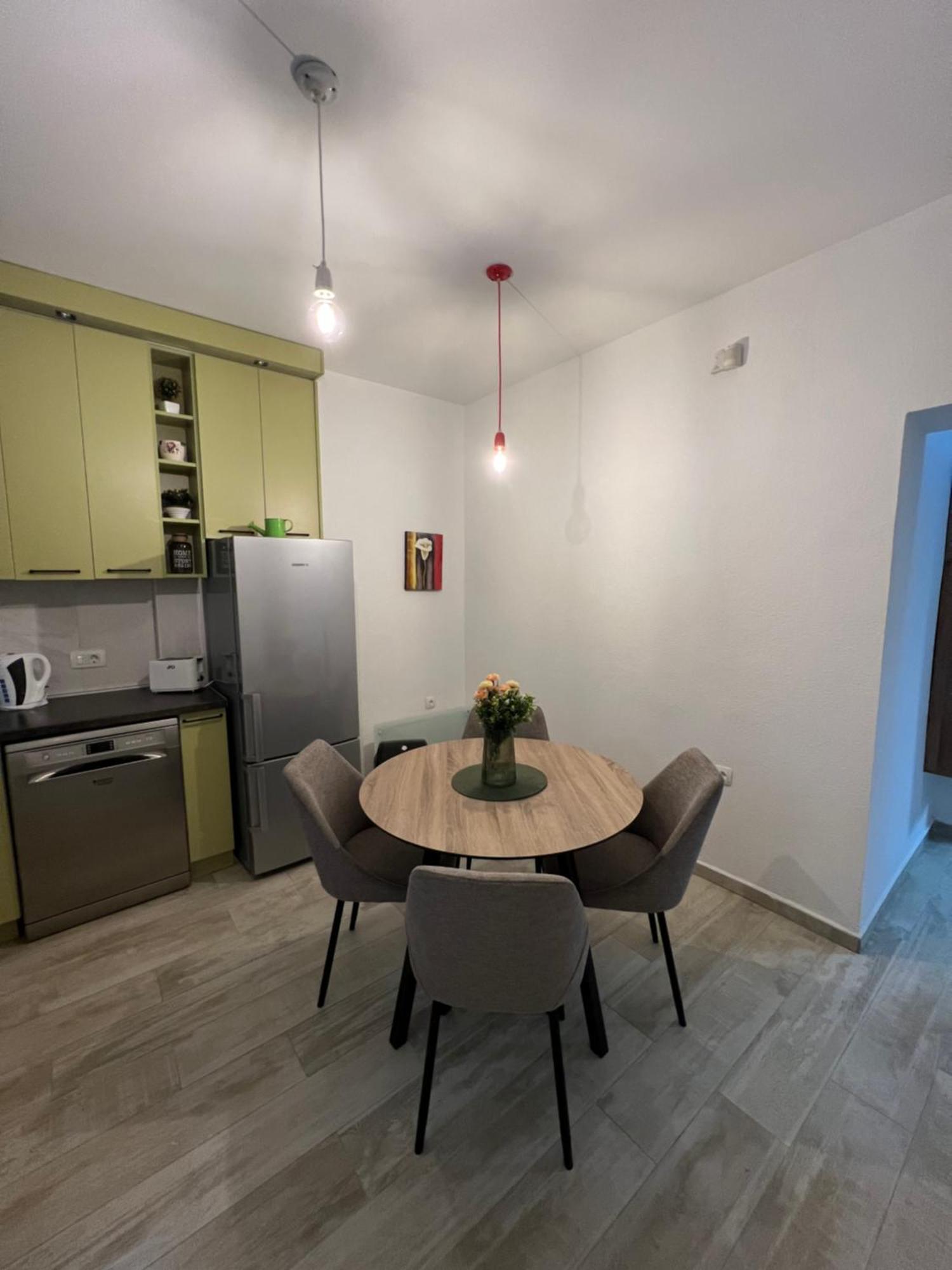 Apartman Nadja Apartment โกตอร์ ภายนอก รูปภาพ
